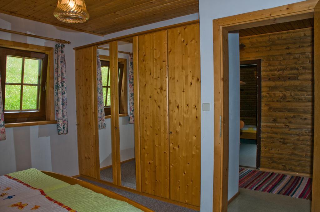Lercherhof Feld am See Room photo