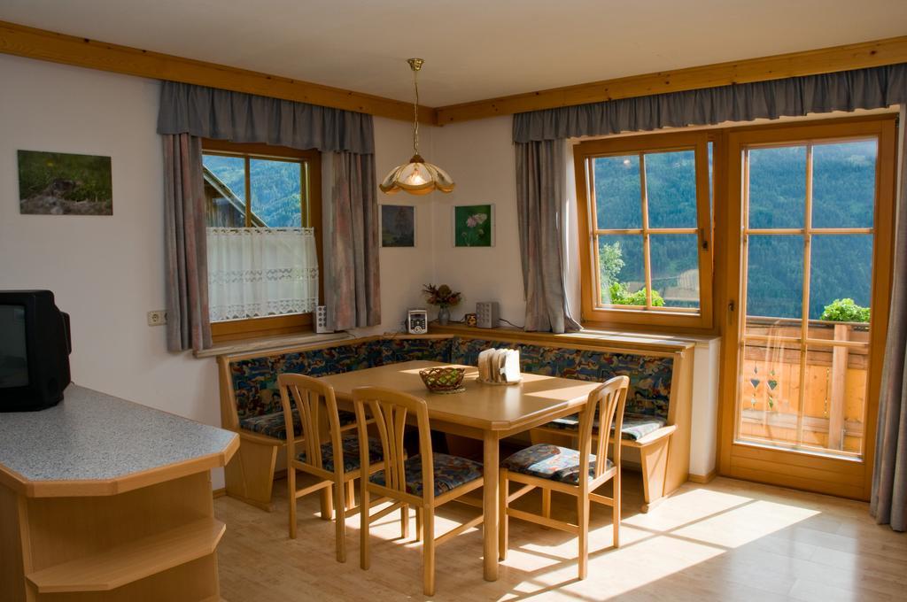 Lercherhof Feld am See Room photo