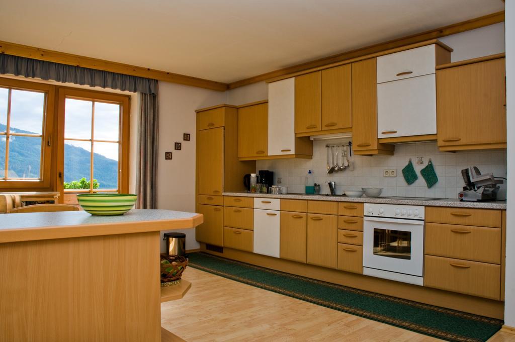 Lercherhof Feld am See Room photo